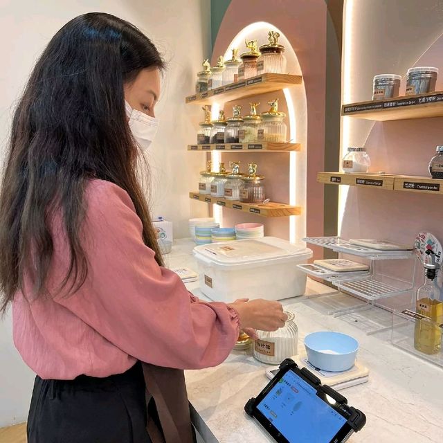 來自台灣DIY 共享空間自助形式運作烘焙店