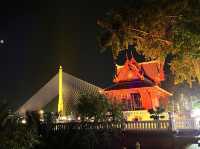 สีสันแห่งสายน้ำ มหกรรมลอยกระทงที่สวนสันติชัยปราการ