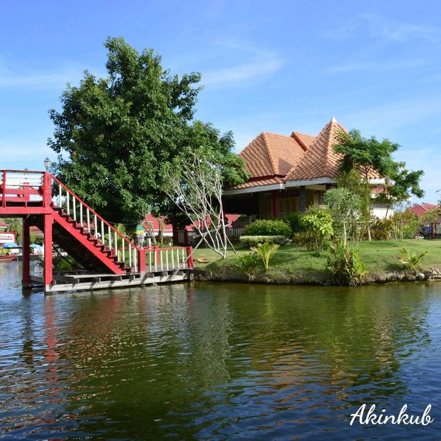 เที่ยวหัวหินต้องไม่พลาดเดินตลาดน้ำ