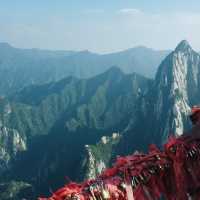 hiking huashan