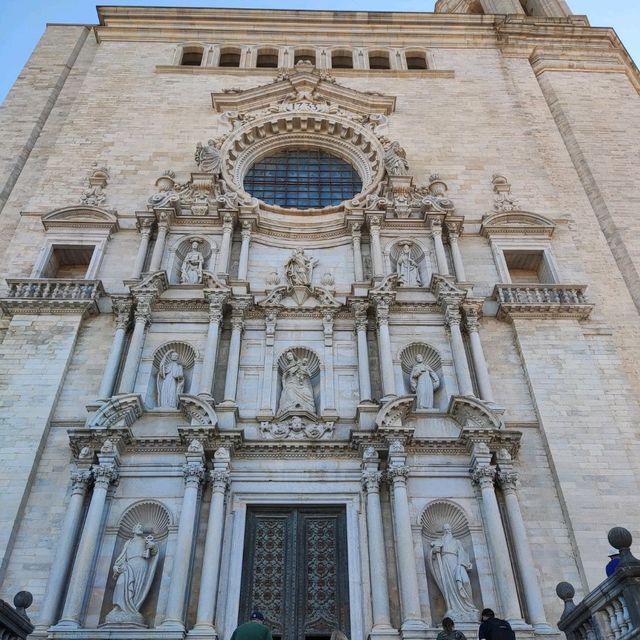 Cathedral of Saint Mary and surroundings 