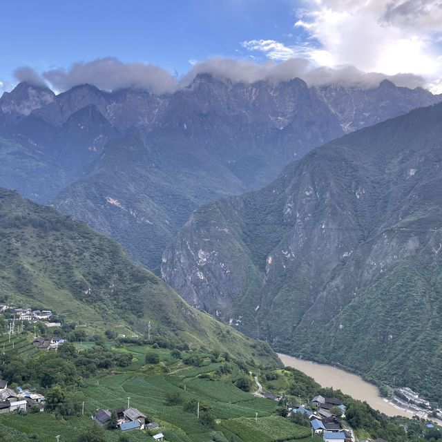 Tiger Leaping Gorge Hike 