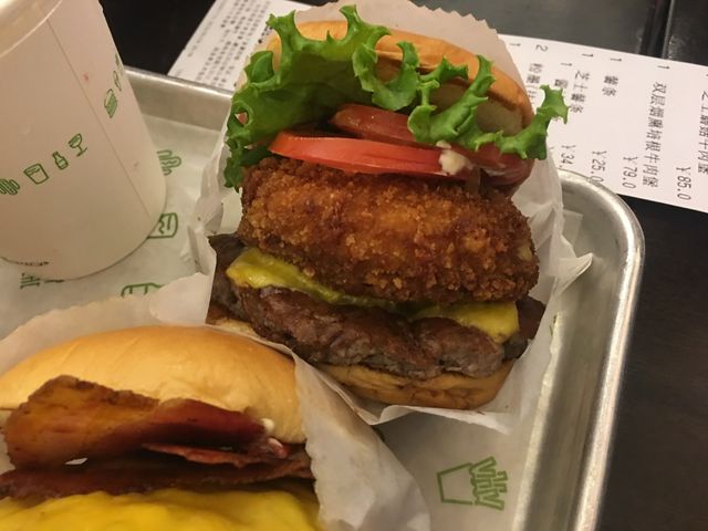 上海必吃美食SHAKE SHACK 