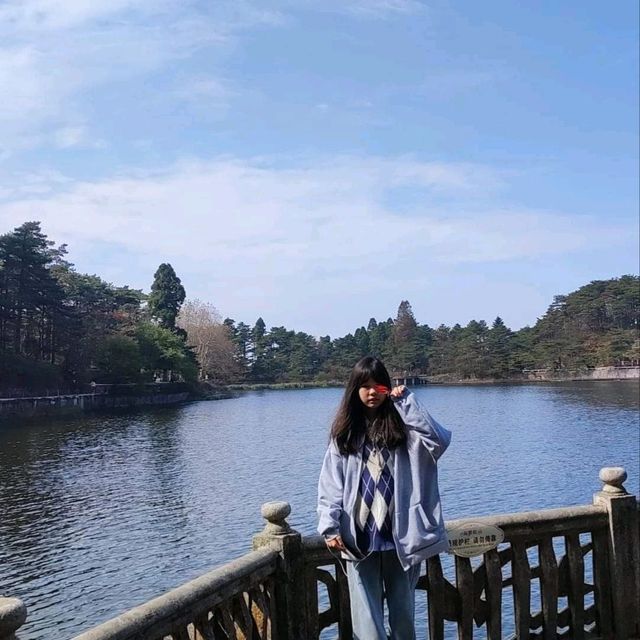 K Drama view at Ruqin Lake 