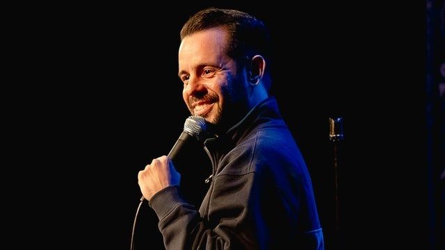 Chris Andrade: M.U.T.A.R (en Español) 2025 (Houston) | Punch Line Houston