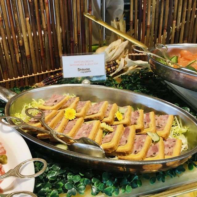 優質服務之選 - 港麗酒店 Conrad Hong Kong