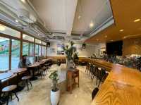 Quality cafe in Whampoa