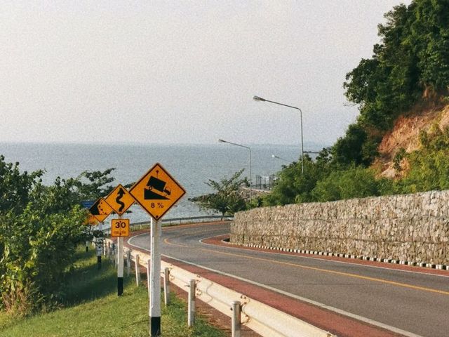 จุดชมวิวสุดฮิตริมทะเล​ จันทบุรี​ 