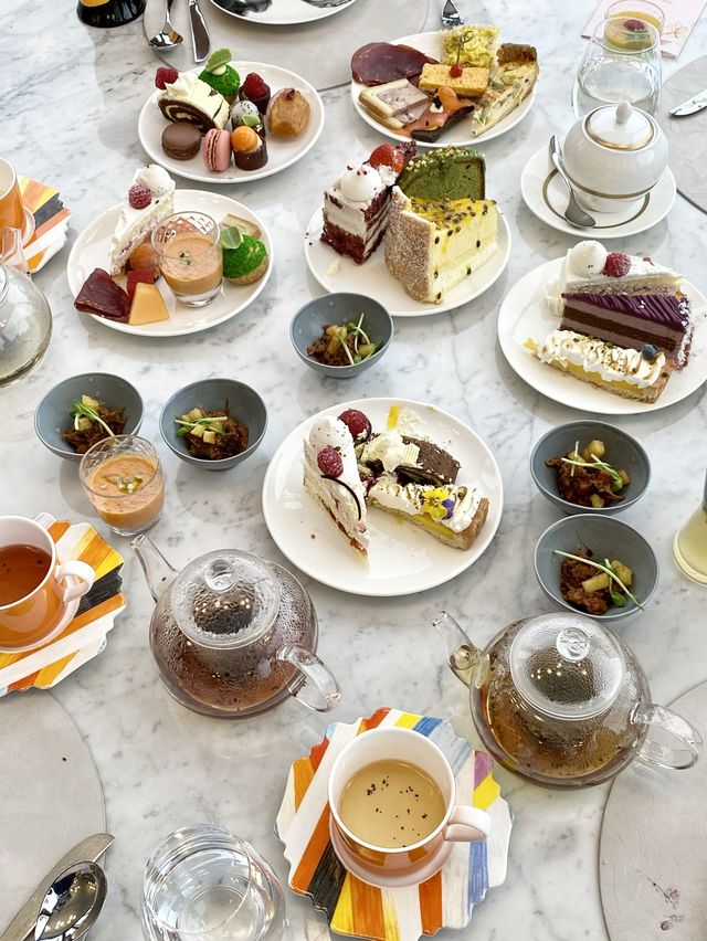。高質靚景甜品下午茶Buffet。