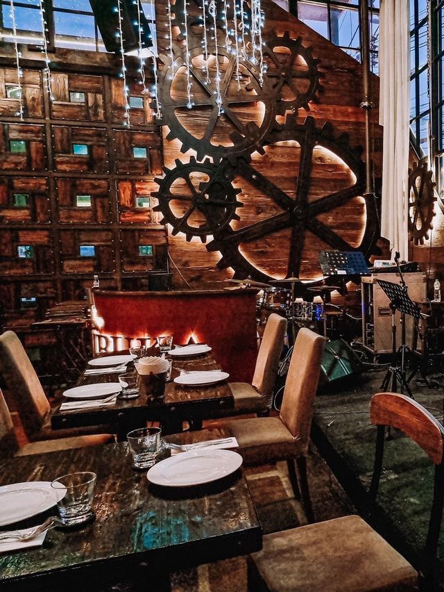 ดีบุก้า Dibuka Cafe&Restaurant