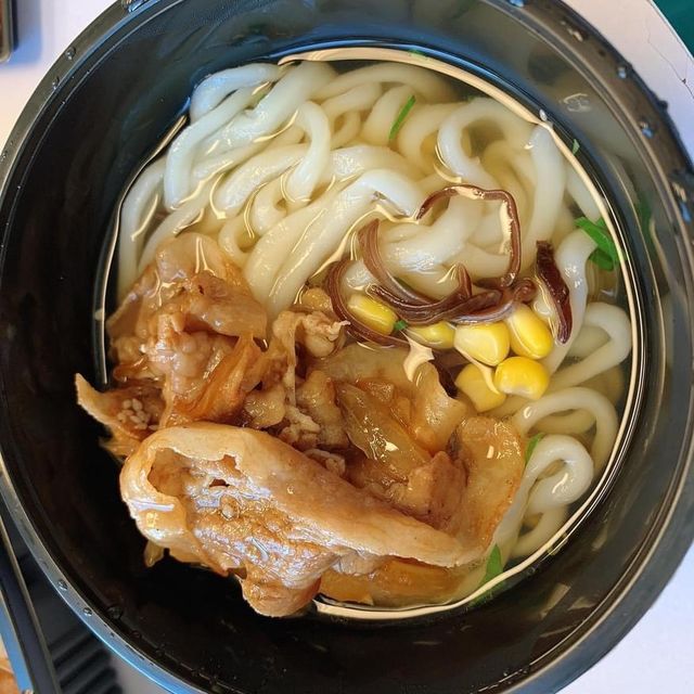 《食外賣啦..自取抵食魚生飯》