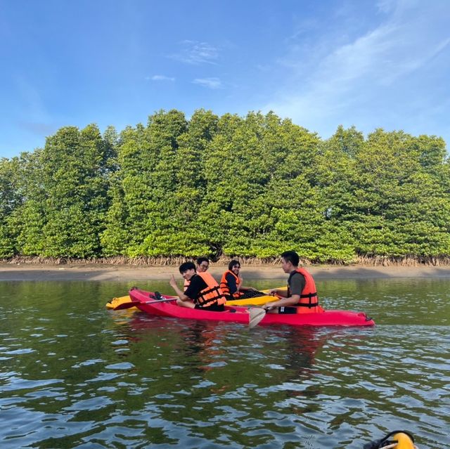 ปะทิว ทะเลใสแห่งชุมพร 🌊