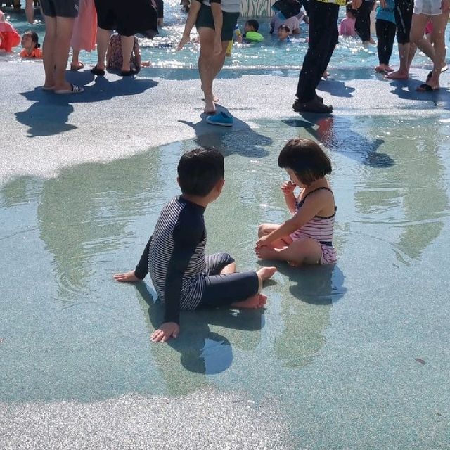 아기들의 파라다이스 물놀이터 '국립부산과학관'