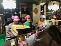 ร้านขนมปังเจ้าอร่อยเด็ดเยาวราช 