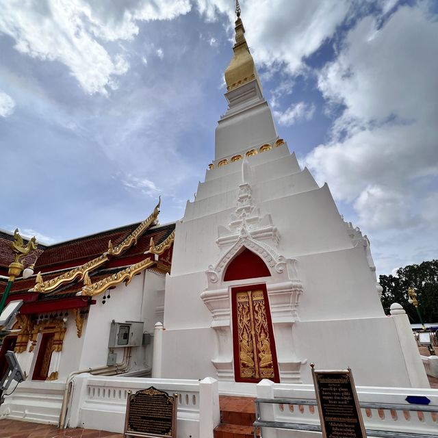 วัดพระธาตุเชิงชุมวรวิหาร