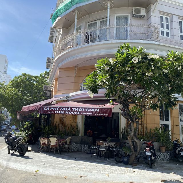 Best Bistro In Nha Trang 🏝