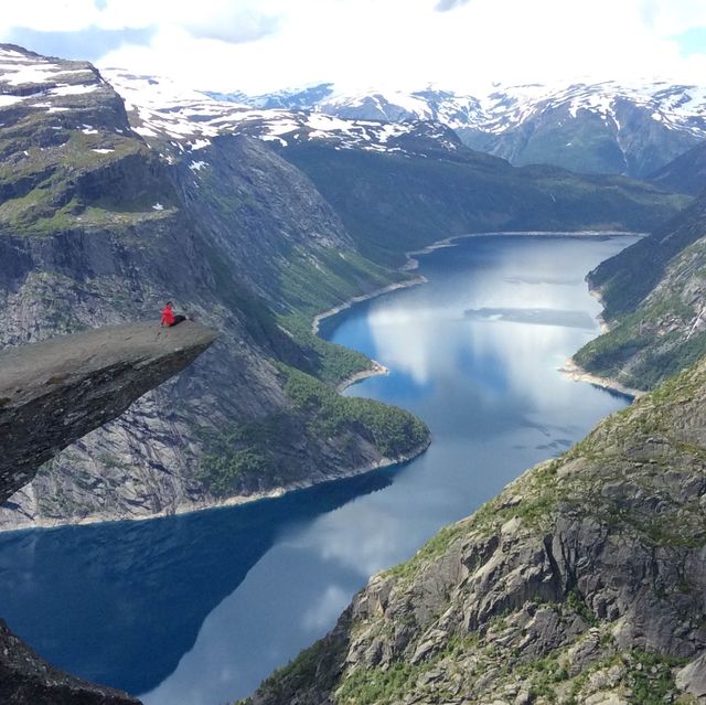 Edge of Trolltunga