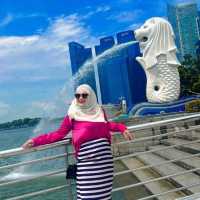 Merlion  สัญลักษณ์แห่งสิงคโปร์ 