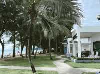 โรงแรมเจ้าหลาวทอแสงบีช ที่พักติดหาดเจ้าหลาว 🌊🌊