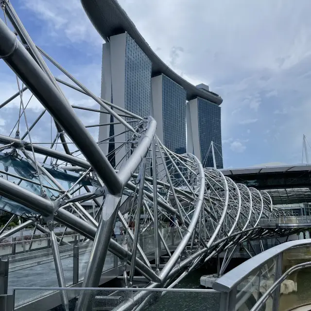 Beautiful Helix Bridge 