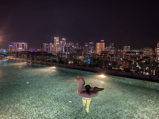 Soaking in the moonlight and cityscape 