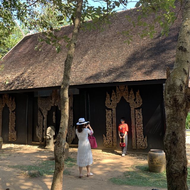 พิพิธภัณฑ์บ้านดำ เชียงราย