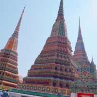 タイに来たら必見👀✨黄金に輝く巨大な涅槃像