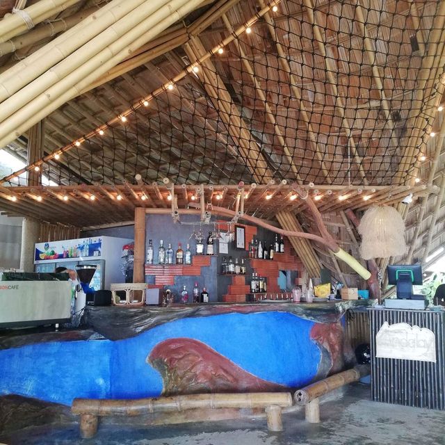Andalay beach bar& cafe 