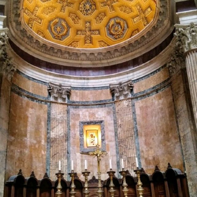 The Amazing Pantheon in Rome 