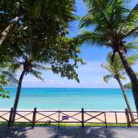 FreeGen Bar: Dadonghai Beach Sanya