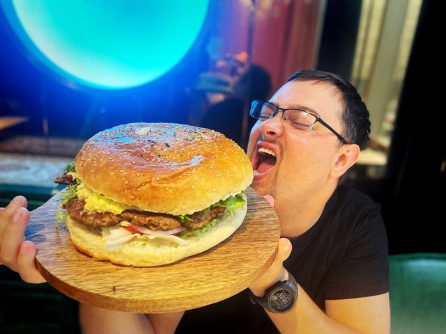 Can you eat a burger bigger than your face?NO