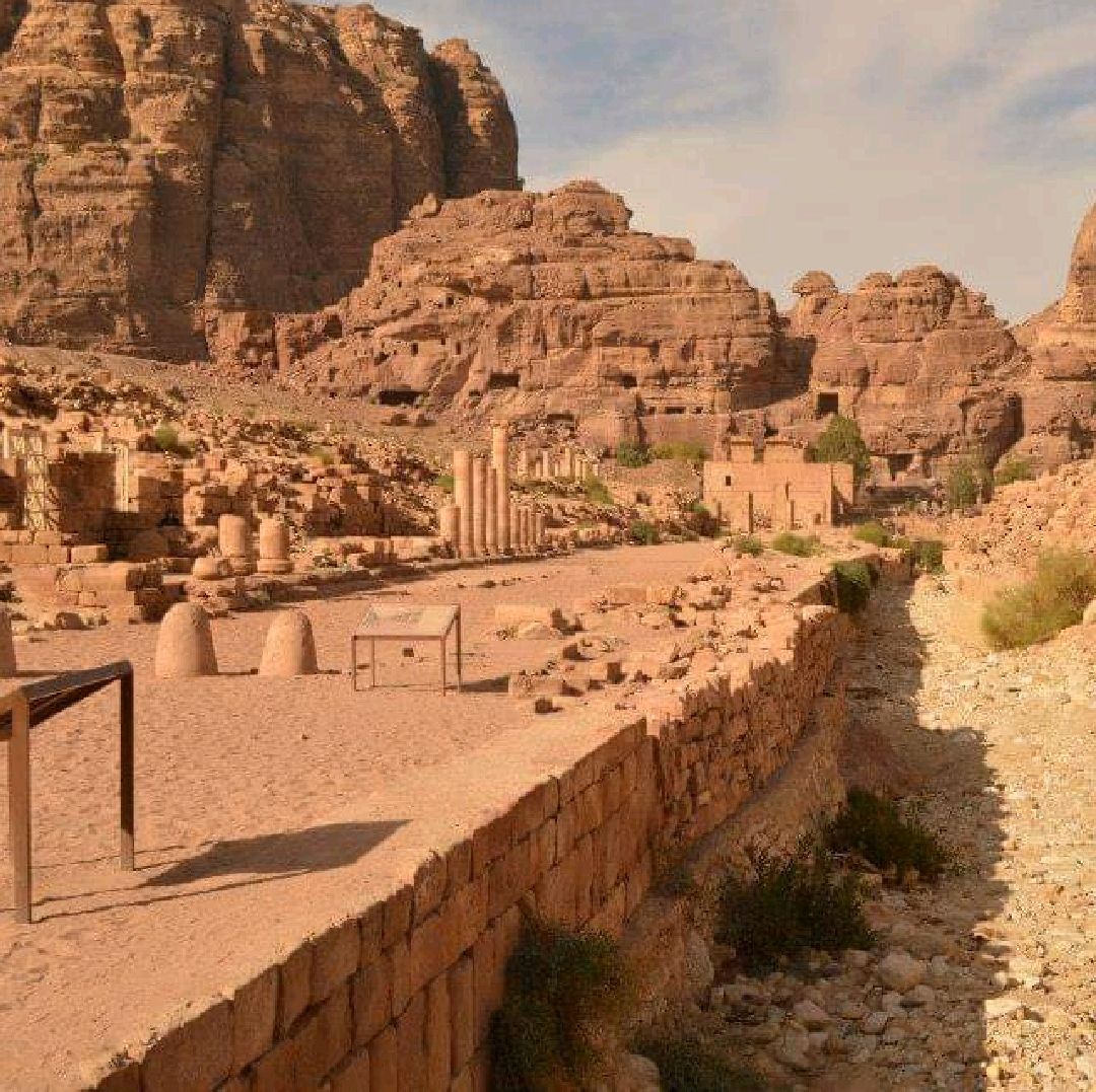 ペトラ遺跡 インディ ジョーンズでお馴染みの世界遺産 Trip Com ペトラの旅のブログ