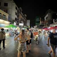 Walk a long Khaosan road