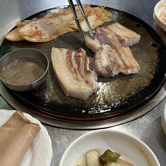 find delicious hidden bbq Jeju black pork