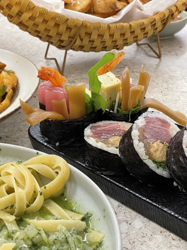 < 성수 맛집 > 요즘 제일 핫한 동네 맛집, 성수 퓨전 일식집 이오로비스트로 🍱
