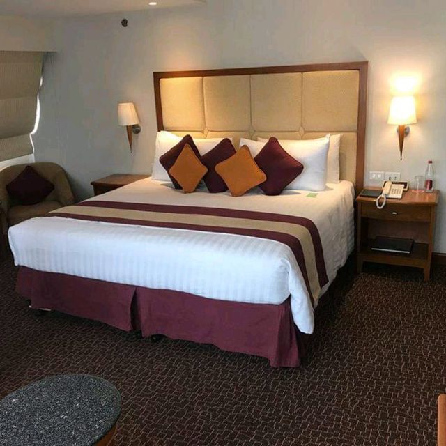 Premier Suite Boulevard Hotel 