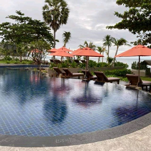 Khanom Beach Resort and spa 

