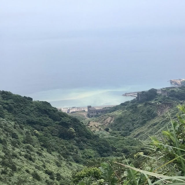 新北瑞芳報時山步道-愜意遠眺陰陽海的步道