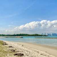 Secret beach at Kusu 🐢 Island 
