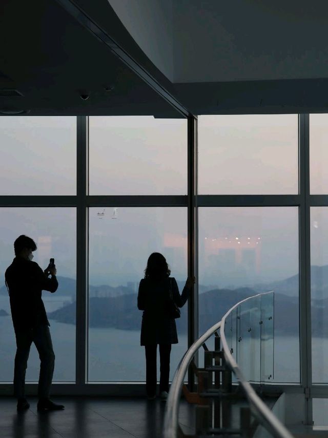 부산 전시회 추천, 갤러리 더 스카이