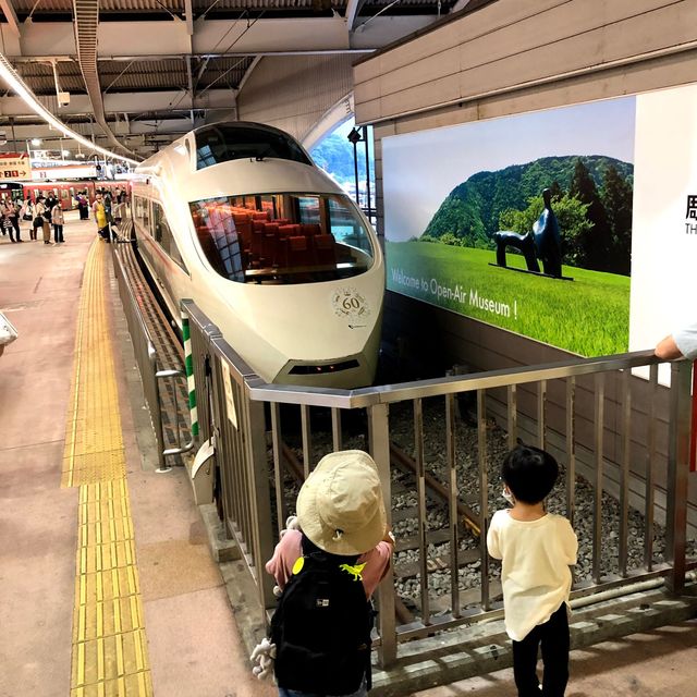 湯本駅の箱根カフェ スイーツショップで子鉄とゆっくり