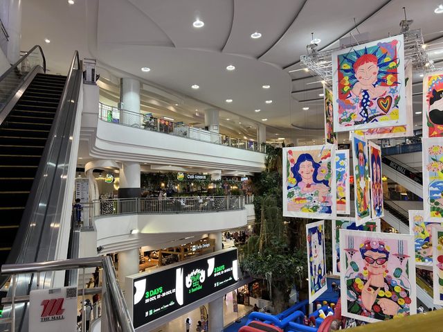 ห้างใหญ่ ย่านบางกะปิ 🛍️ 
