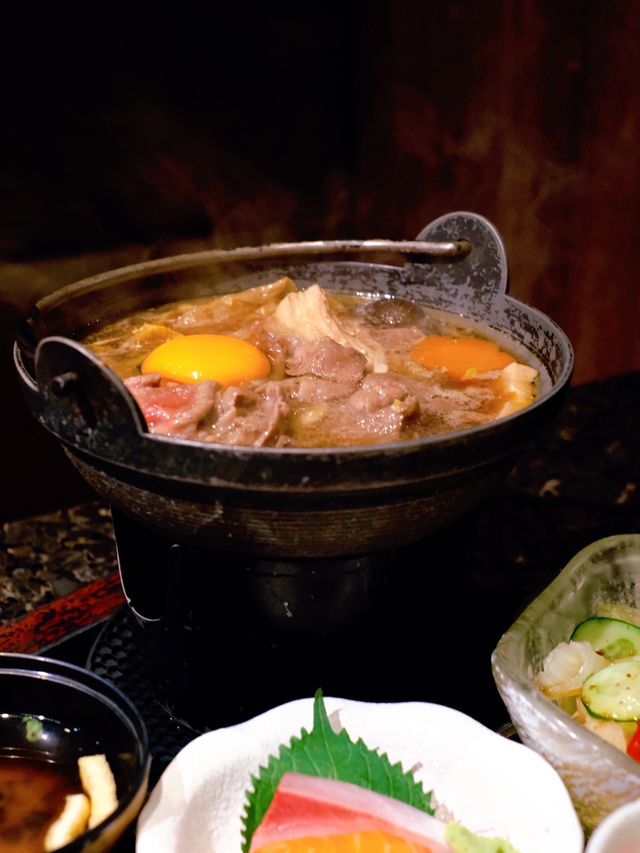 "師博即煮招牌釜飯"