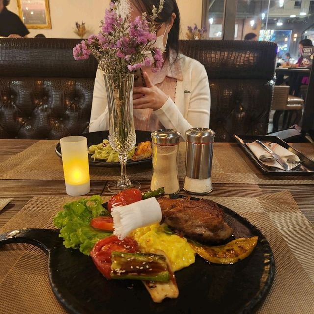 ร้านอาหาร ZZ ซีซี 