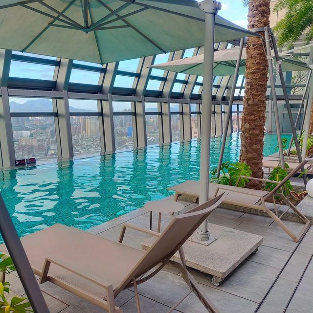 Hilton Taipei Sinban Swimming Pool