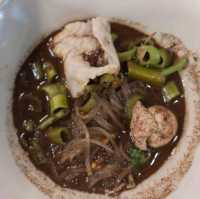 ก๋วยเตี๋ยวเรือพระนคร อนุสาวรีย์ชัยฯ - ขอนแก่น 🍜