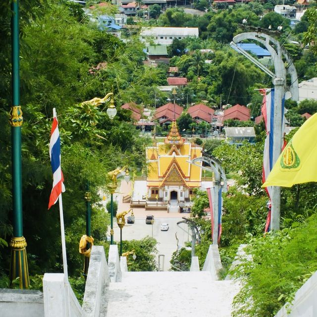 วัดงามบนภูเขา