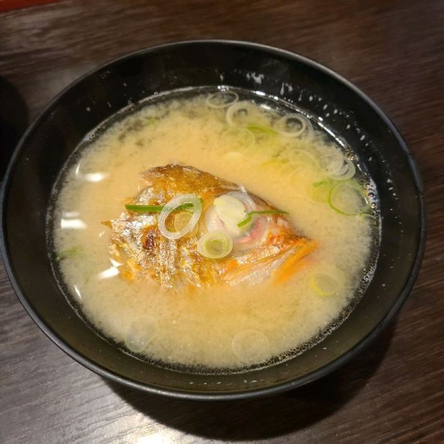 うに、のどぐろ、中トロこれでもかで旨すぎる【刺身屋】⭐