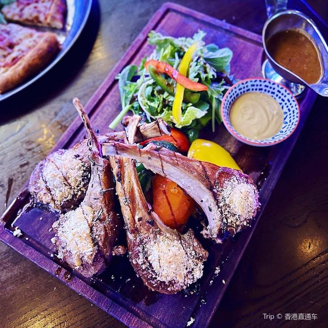 遠離市區 • 氣氛極好 - A Tavola Bar & Grill