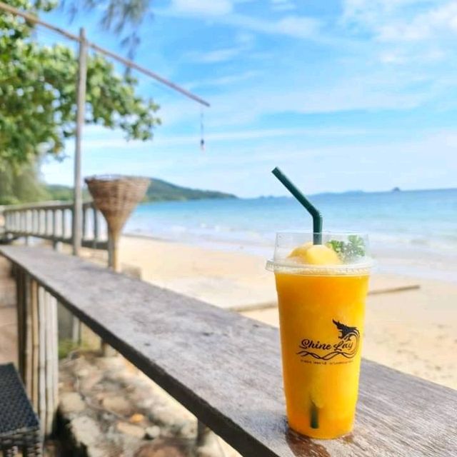 🏖" Shine Lay de'Cafe ชายเลน์ ดิ คาเฟ่" 🍹